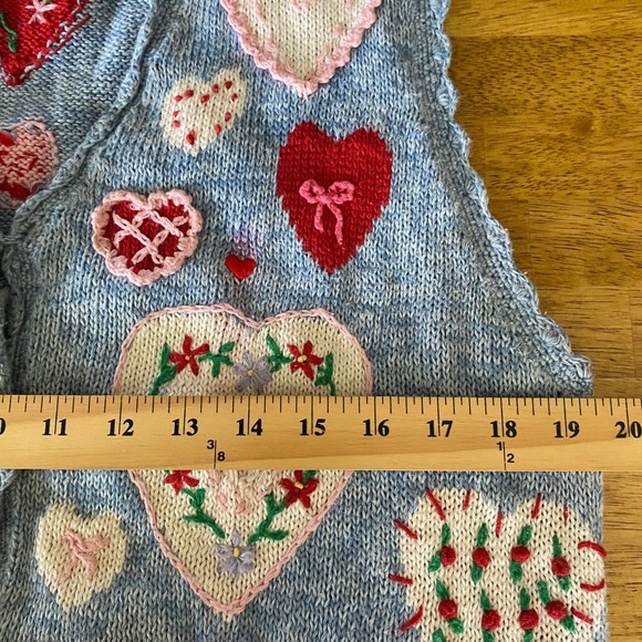 Vintage Eagle's Eye Heart Knit Sweater Vest Medium Valentines Cottage Grandma - Picture 12 of 13